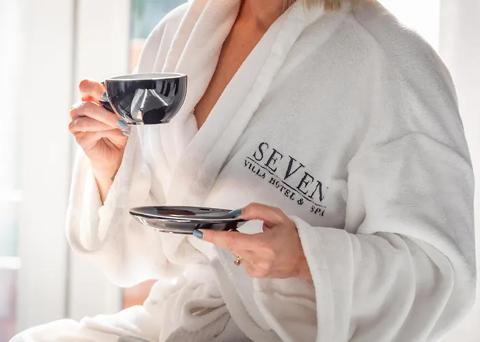 Seven Villa Hotel & Spa